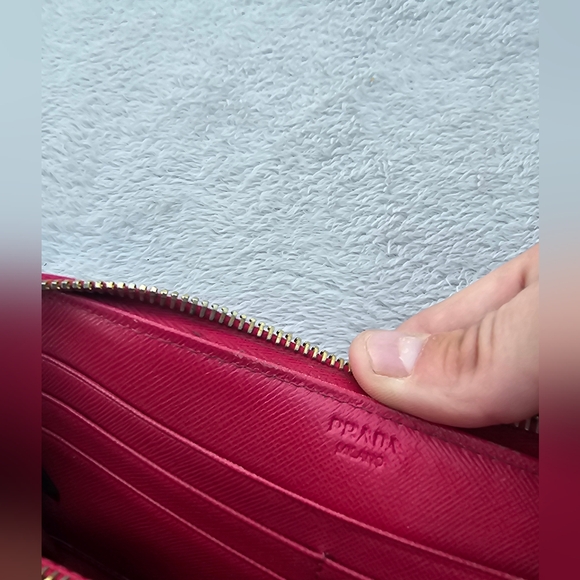 Prada Quilting Wallet - Picture 10 of 15